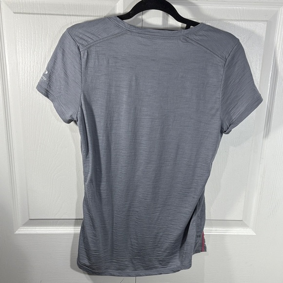 Icebreaker Women's Gray and Pink Short Sleeve Tee - Picture 3 of 6